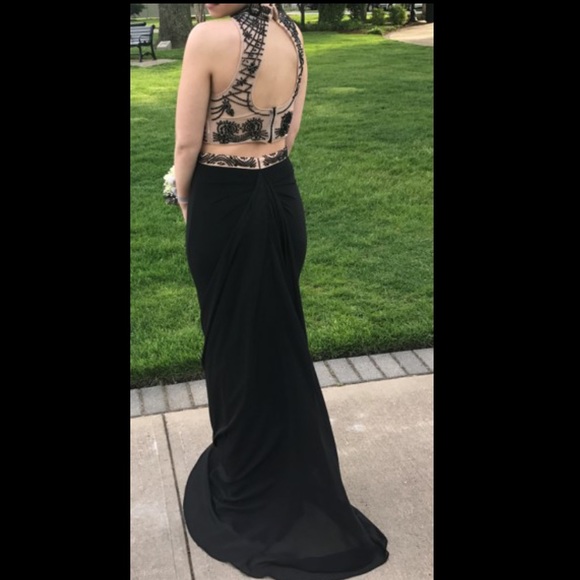 ✨✨PROM DRESS✨✨ - Picture 3 of 5